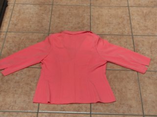 Chaqueta coral Catalina González