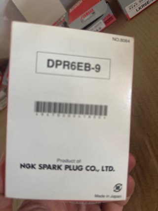 Bujía NGK DPR6EB-9 (1 unidad)