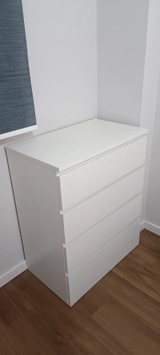 Cómoda Ikea Malm 4 cajones blanca