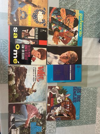 Lote 38 Vinilos 45 RPM Antiguos.