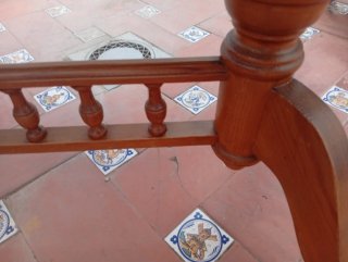 Mesa de madera antigua