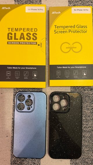 2 custodie + 3 proteggi schermo iPhone 14 Pro JETech