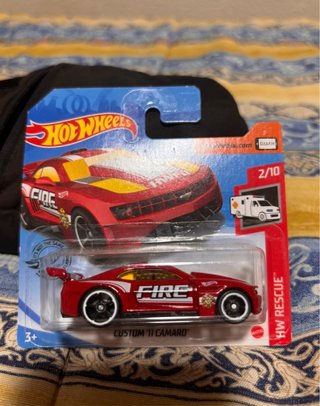 Hot Wheels Custom '11 Camaro HW Rescue