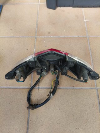Faro trasero Peugeot Tweet