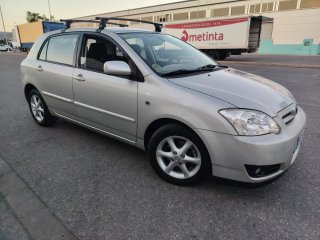 Toyota Corolla 2,0     D4D