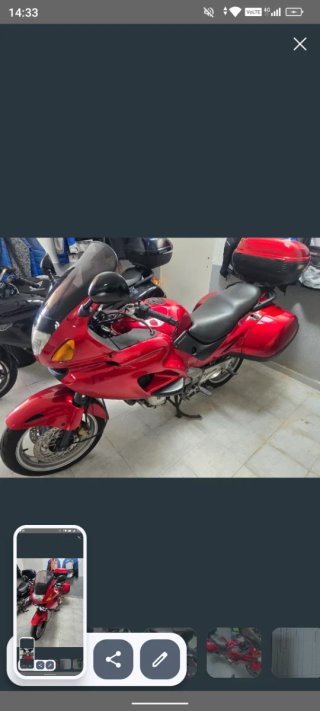 Honda Deauville Roja