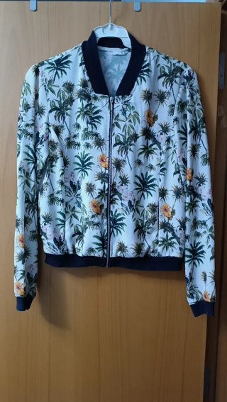 Bomber tejido fino, estampada cremallera