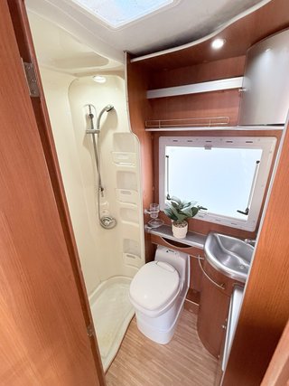 Autocaravana doble salon alta gama