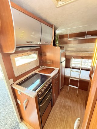 Autocaravana doble salon alta gama