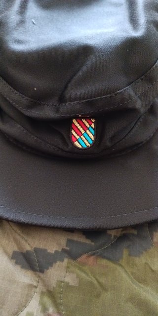 Gorra Negra con Escudo UME