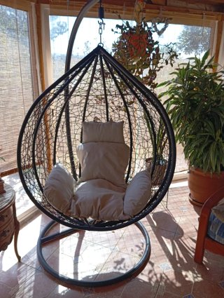 Silla Colgante Mimbre y Cojines Beige