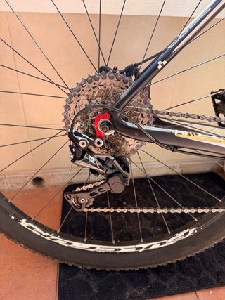 Bicicleta Cube Reaction Carbono