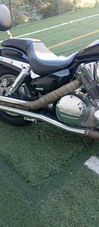 Escapes Highway Hawk VTX 1300