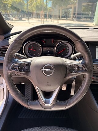 Opel Insignia 2021