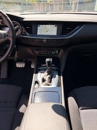 Opel Insignia 2021