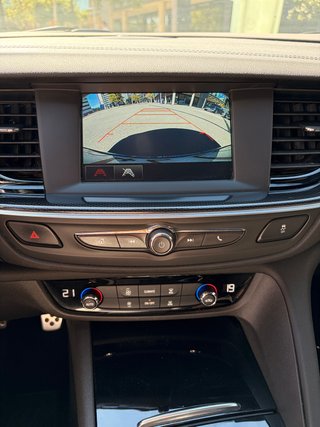 Opel Insignia 2021