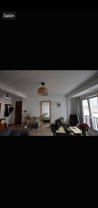 Se alquila HABITACIÓN!