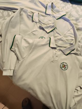 Lote 4 polos colegio Benito Pérez Galdós