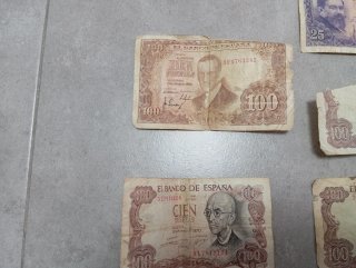 Billetes: 100 y 25 Pesetas España