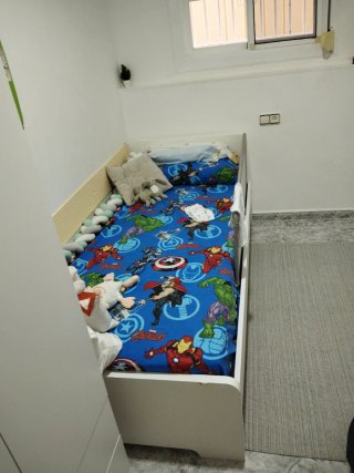 Cama juvenil Ikea con colchón