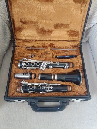 Clarinete Amati Kraslice