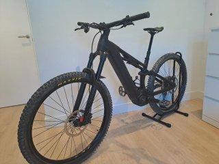 Cube Stereo Hybrid One44
