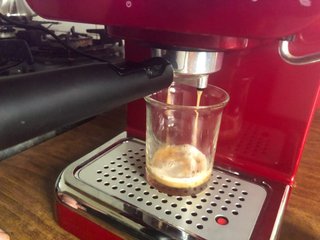 Cafetera Roja 1100W
