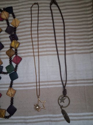 Set di 7 collane varie
