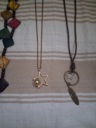 Set di 7 collane varie