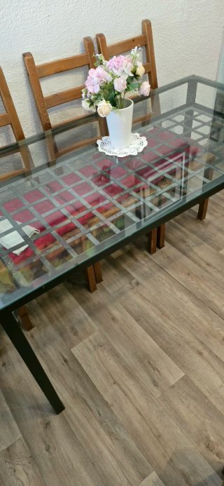 Mesa de comedor cristal y hierro con 6 sillas