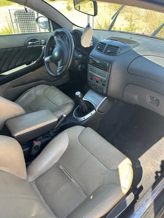 Alfa Romeo GT 2006 DESPIECE ENTERO!