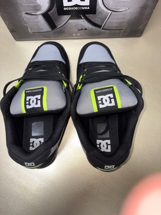 DC Shoes Negras y Grises
