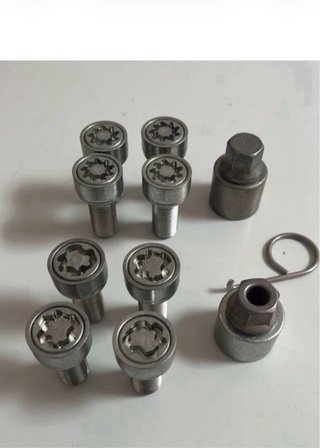 TORNILLOS ANTIRROBO VW GOLF AUDI SEAT VW T 4 5 6 7