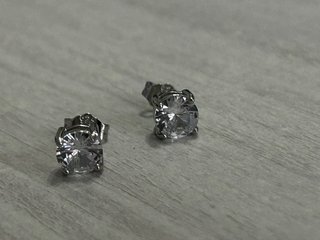 Parure Argento 925 Collana e Orecchini Punto Luce