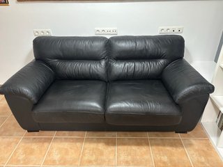 Sofá piel negro dos plazas