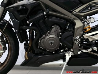 TRIUMPH STREET TRIPLE 765 RS