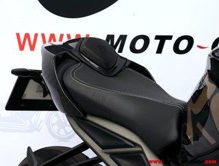TRIUMPH STREET TRIPLE 765 RS