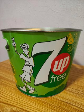 Cubo metálico ,cubitera,7up Fido Dido