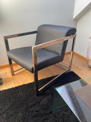 Sillón butaca diseño cuero y metal
