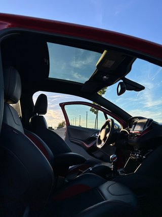 Peugeot 208 GTI