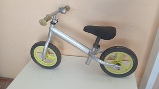 Bici de equilibrio infantil