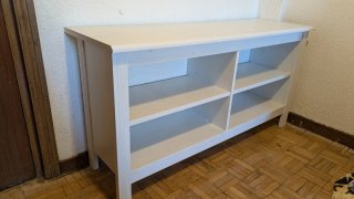 Mueble de TV blanco de madera