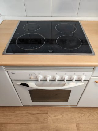 Vitrocerámica y horno Teka