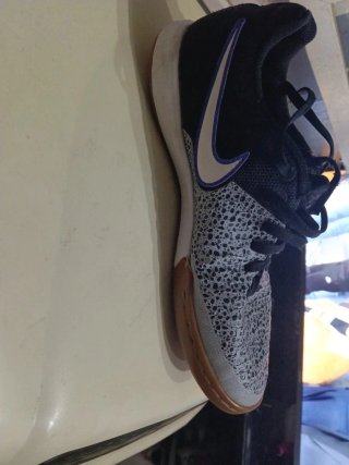 Zapatillas Nike Negras y Grises