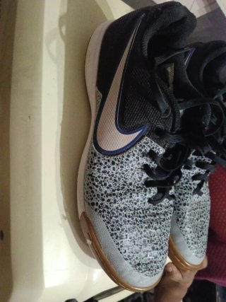 Zapatillas Nike Negras y Grises