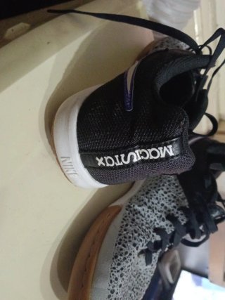 Zapatillas Nike Negras y Grises