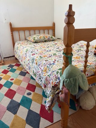2 Camas de madera maciza (literas)