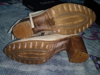 Botines Felmini Piel Beige y Marrón