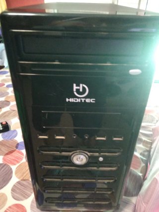 Torre PC Hiditec Negra para Piezas