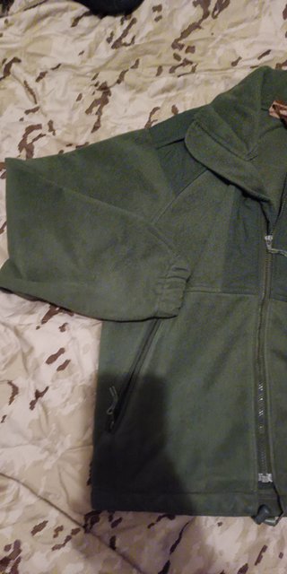 Chaqueta Polar Verde Militar talla 0